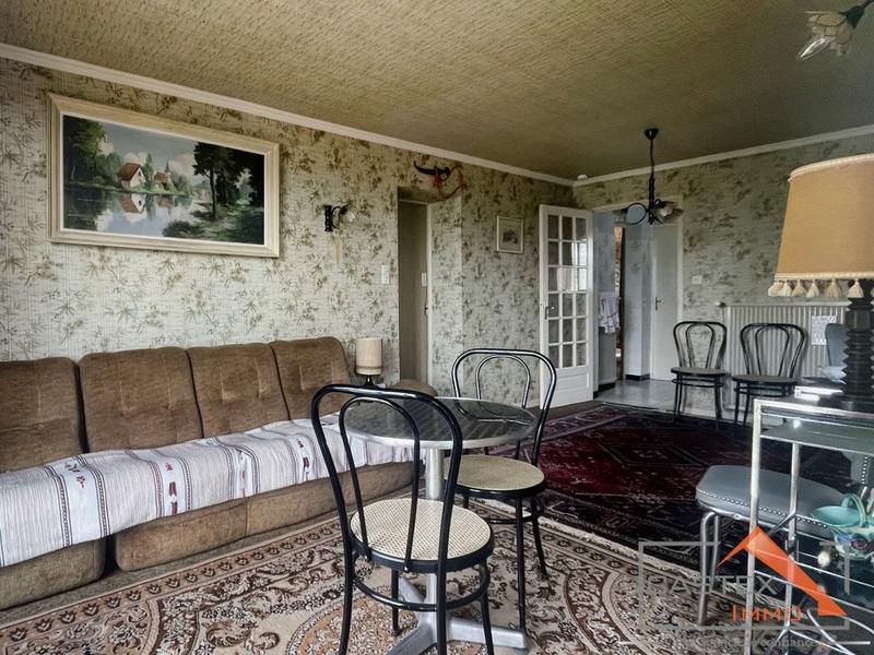 Maison - 334 m² - 9 pièces