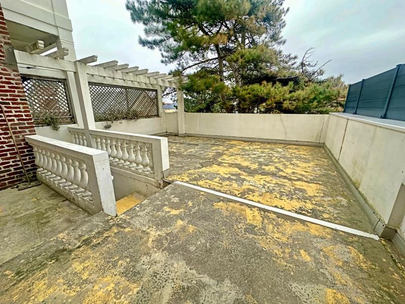 Immeuble - 252 m² - 11 pièces