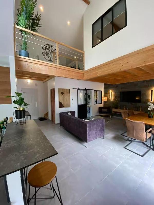 Maison - 125 m² - 6 pièces