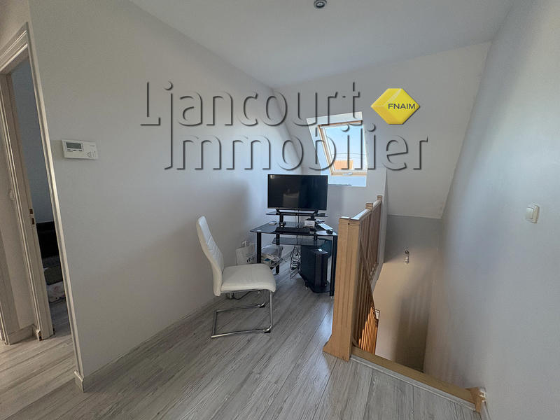 Maison - 128 m² - 7 pièces