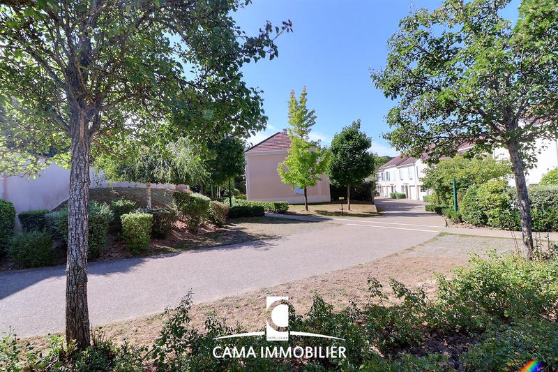 Maison - 87 m² - 4 pièces