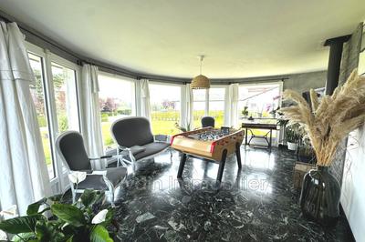 Maison - 182 m² - 6 pièces