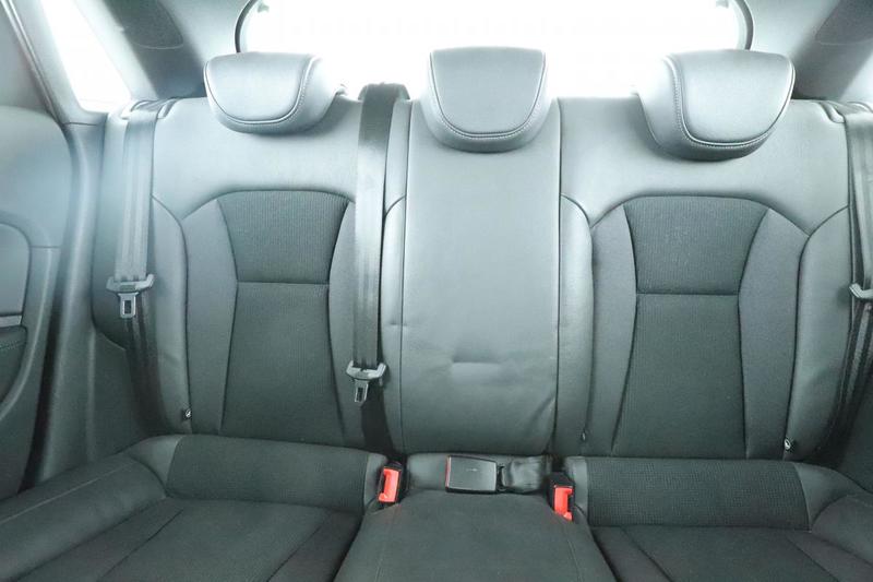 Audi A1 sportback 1.4 Tfsi Cod s line s tronic 150 ch