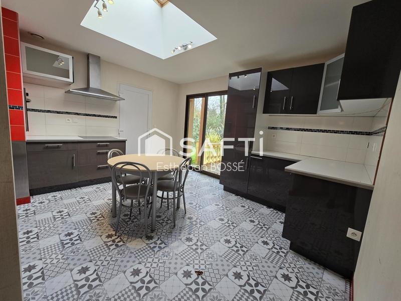 Maison - 162 m² - 7 pièces