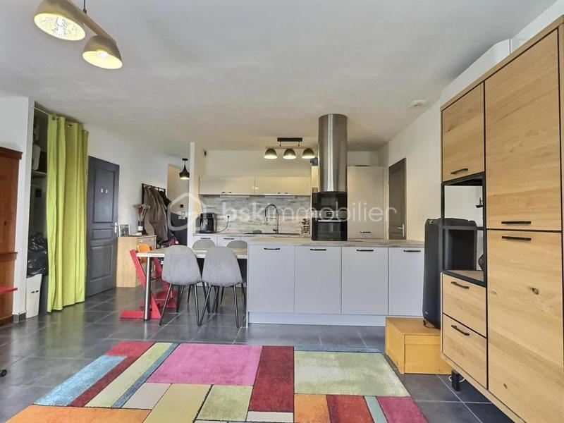 Maison - 82 m² - 5 pièces