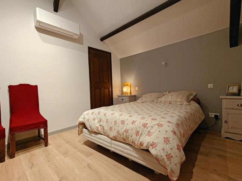 Maison - 218 m² - 6 pièces