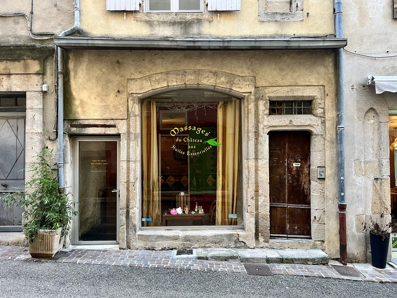 Immeuble - 108 m² - 6 pièces