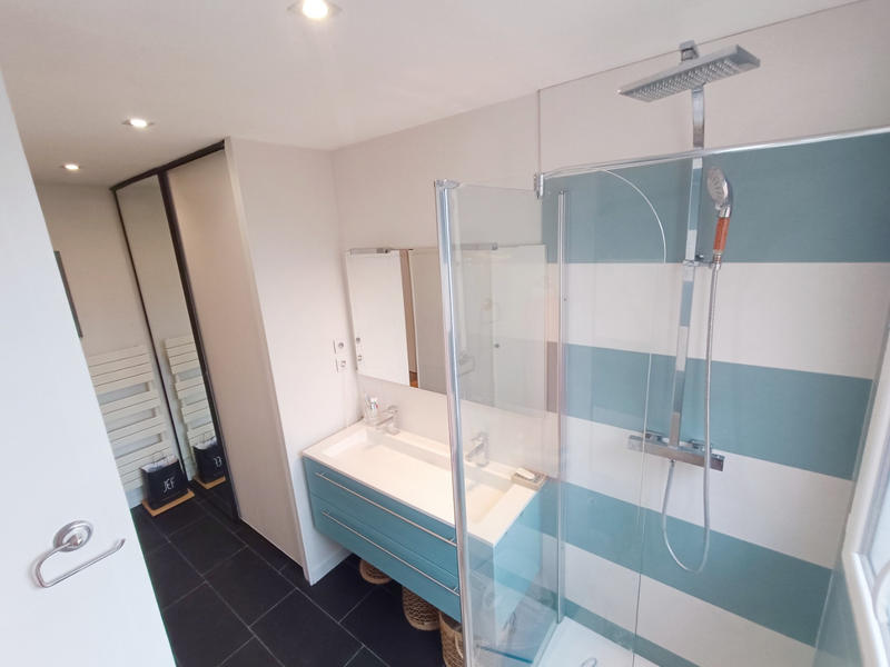 Appartement - 97 m² - 3 pièces