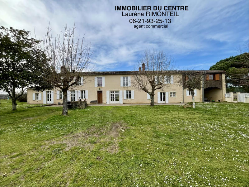 Maison - 548 m² - 12 pièces
