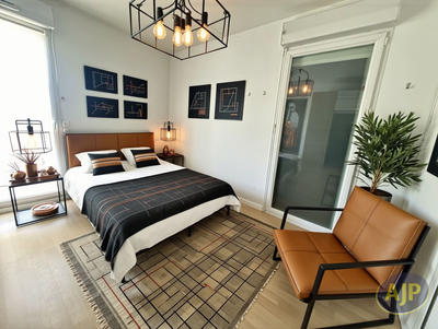 Appartement - 75 m² - 3 pièces