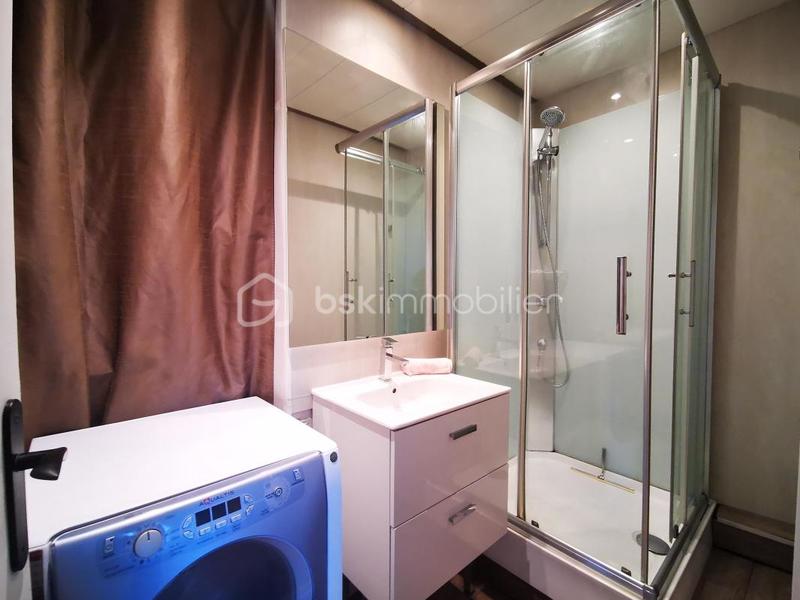 Appartement - 65 m² - 4 pièces