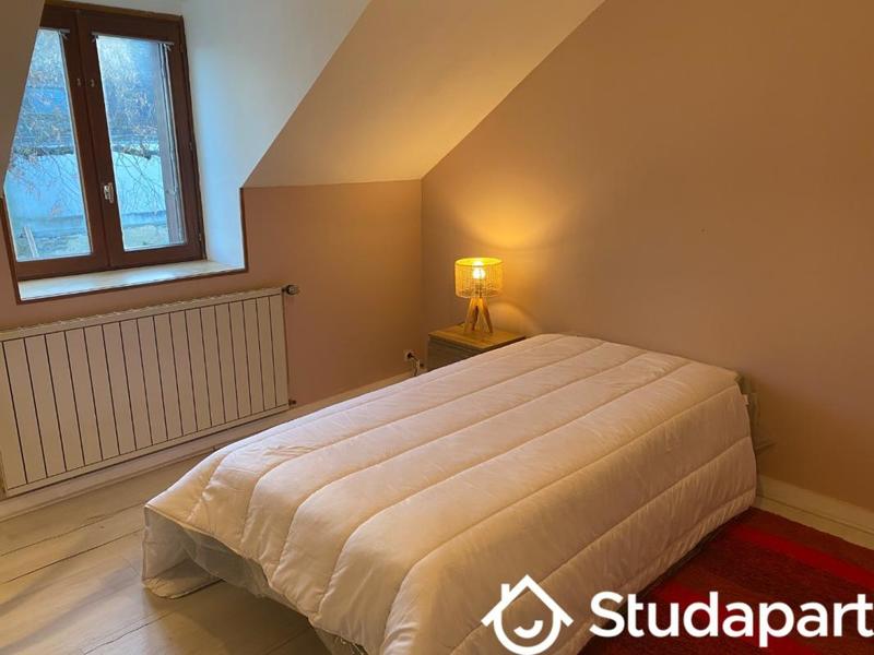 Chambre - 12 m² - 1 pièce