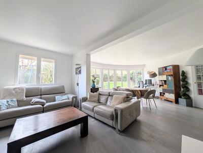 Maison - 153 m² - 6 pièces