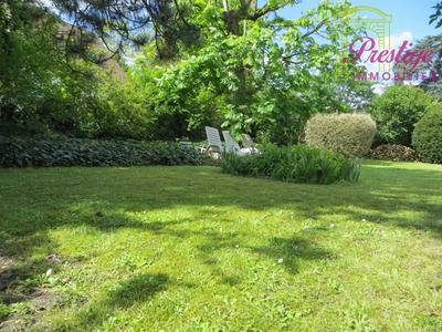 Maison - 166 m² - 7 pièces