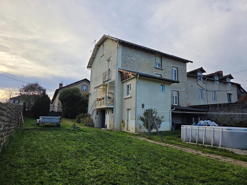 Maison - 139 m² - 6 pièces