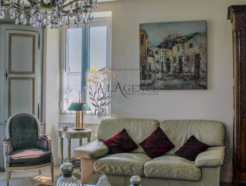 Maison - 170 m² - 8 pièces