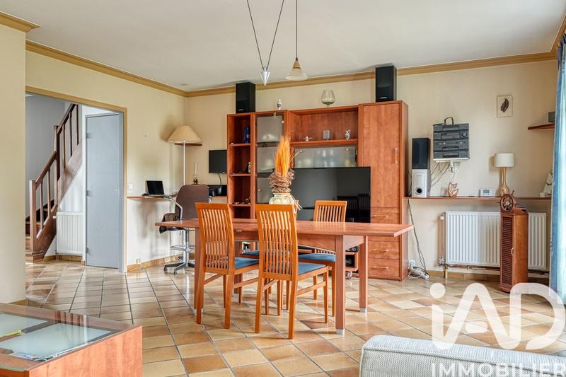 Maison - 96 m² - 5 pièces