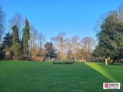 Demeure - 532 m² - 12 pièces