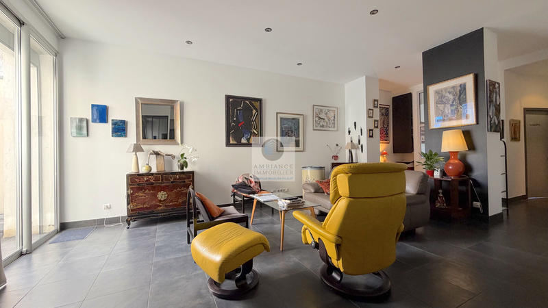 Appartement - 99 m² - 5 pièces