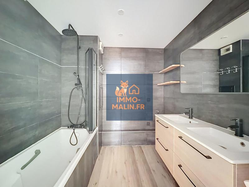 Appartement - 84 m² - 4 pièces