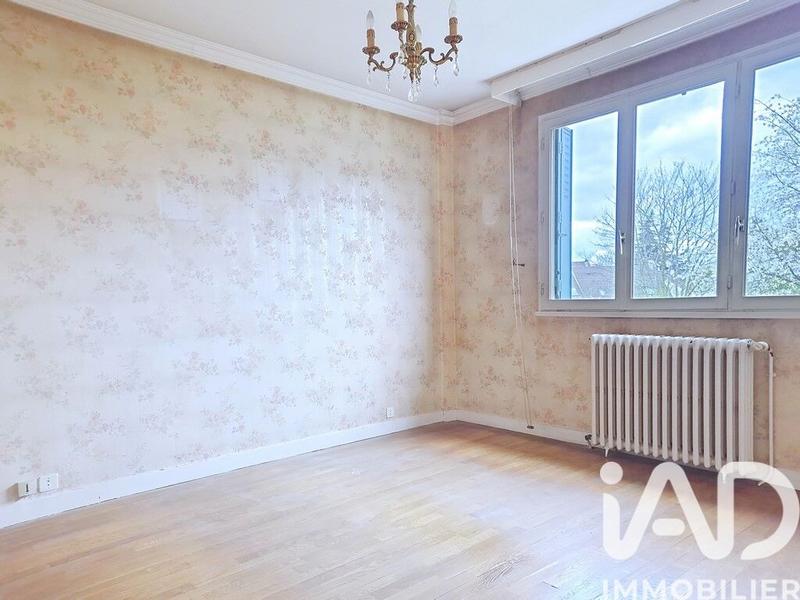 Maison - 155 m² - 8 pièces