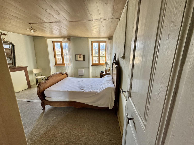 Maison - 157 m² - 8 pièces