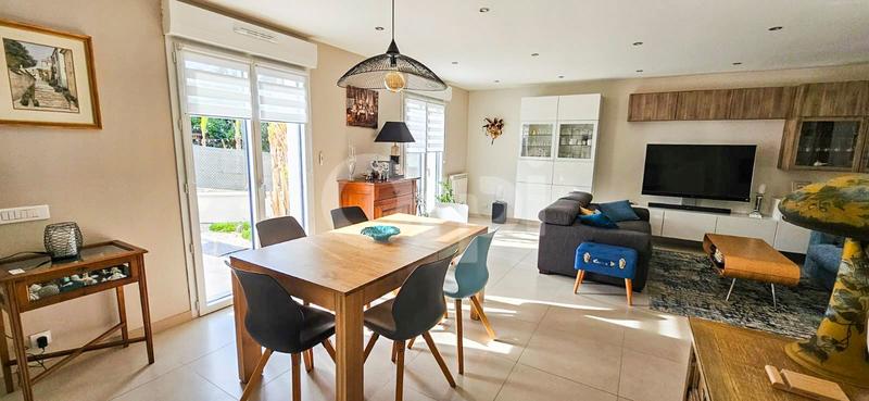 Maison - 140 m² - 6 pièces