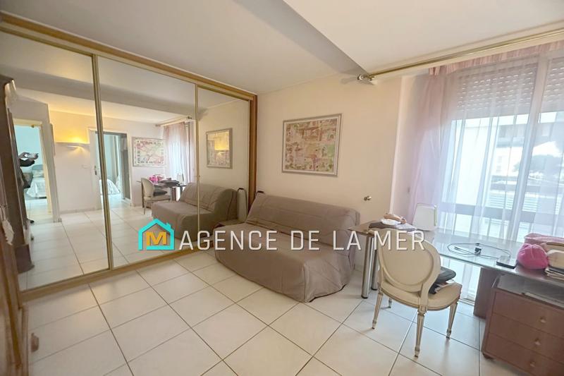 Appartement - 97 m² - 4 pièces