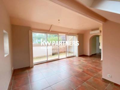 Appartement - 918 m²