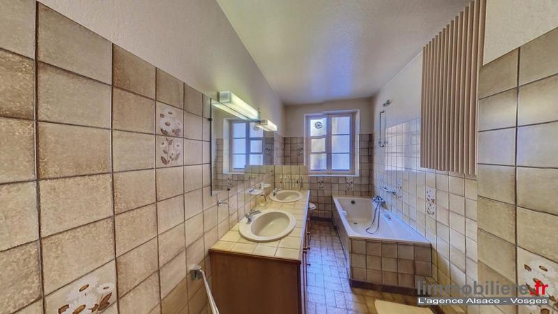 Villa - 500 m² - 12 pièces