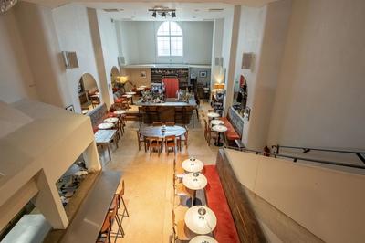 Local commercial - 180 m² - 1 pièce