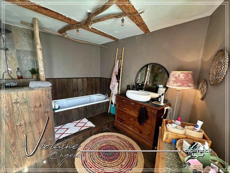 Maison de village - 105 m² - 4 pièces