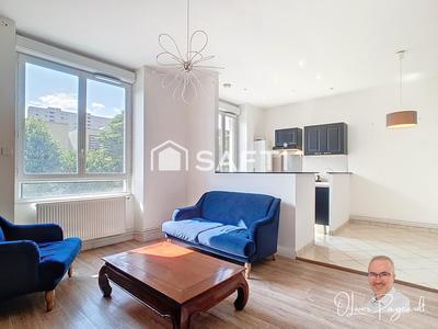 Appartement - 79 m² - 4 pièces