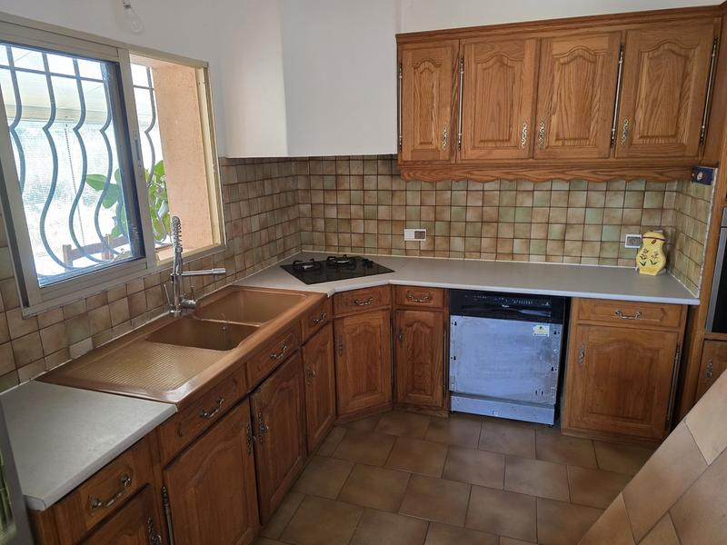 Maison - 184 m² - 6 pièces