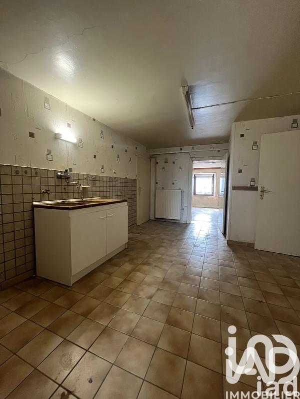 Appartement - 143 m² - 5 pièces