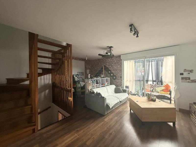 Maison traditionnelle - 83 m² - 4 pièces