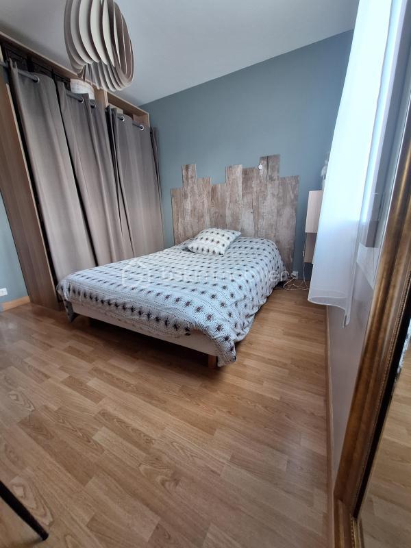 Maison traditionnelle - 109 m² - 4 pièces