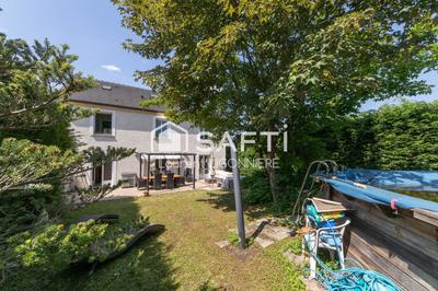 Maison - 180 m² - 7 pièces