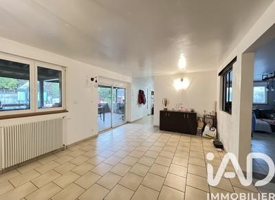 Maison - 164 m² - 5 pièces