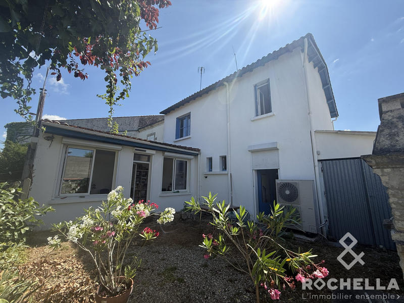 Maison ancienne - 100 m² - 6 pièces