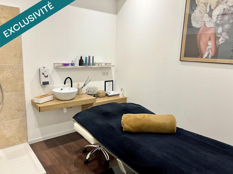 Local commercial - 69 m² - 6 pièces