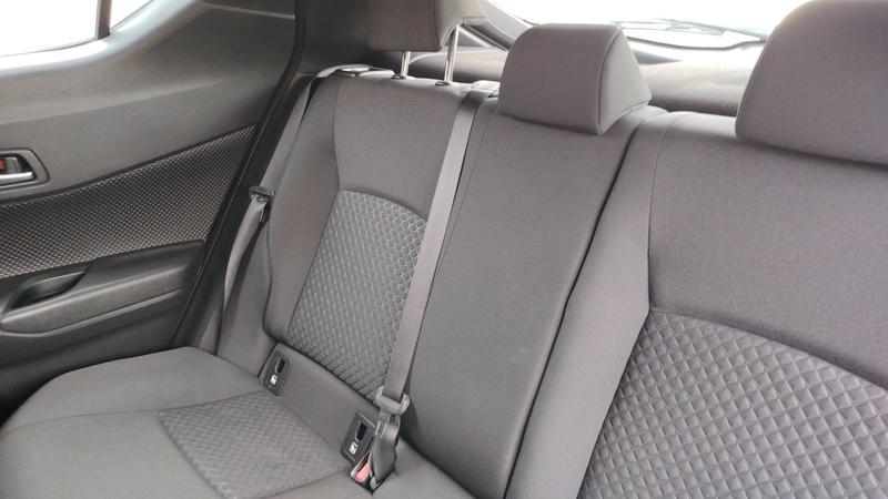 Toyota c-Hr 1.8 Vvt-i 122 Hybrid Cvt Dynamic Business - Automatique