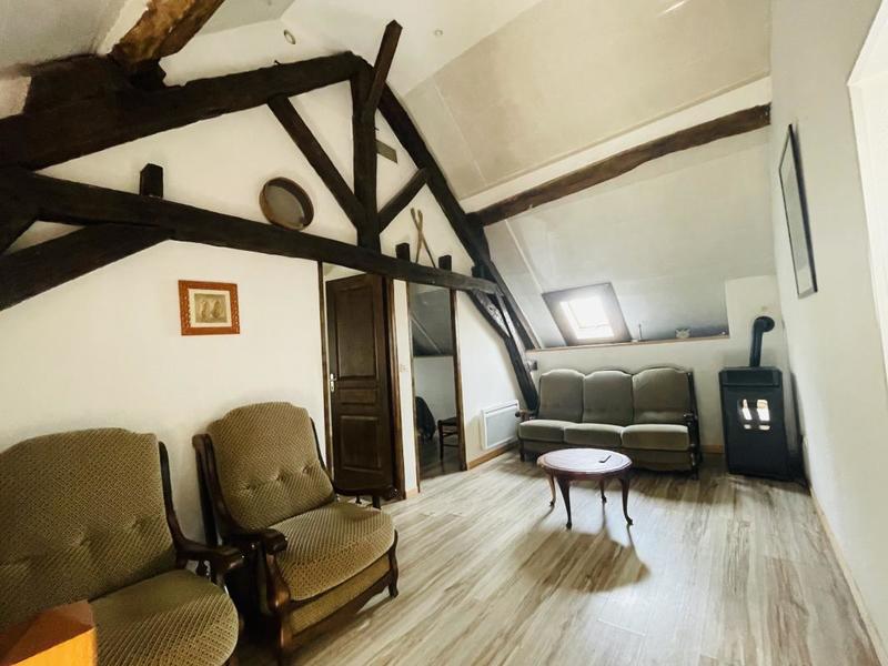 Maison - 197 m² - 12 pièces