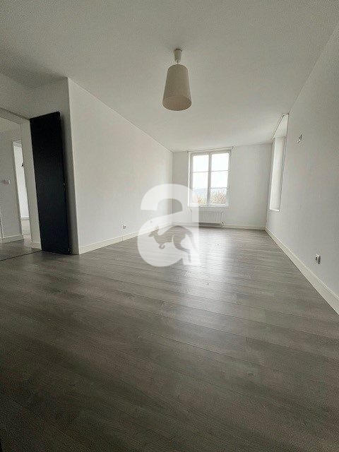 Appartement - 106 m² - 5 pièces