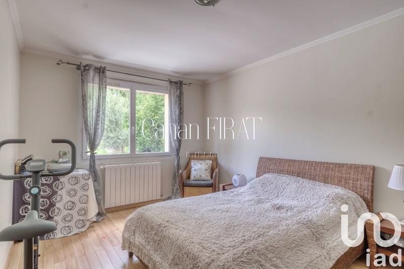 Maison - 195 m² - 7 pièces