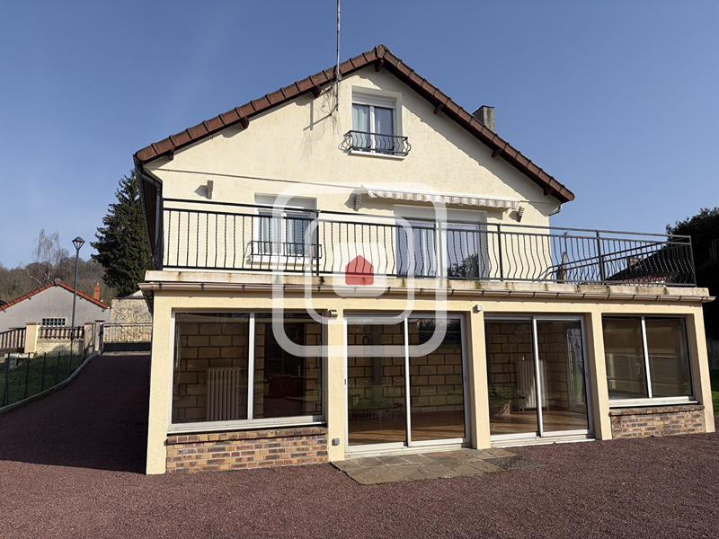 Maison - 141 m² - 6 pièces