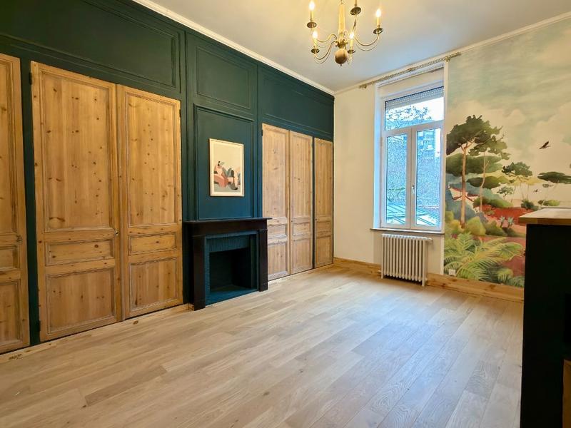 Maison bourgeoise - 201 m² - 6 pièces