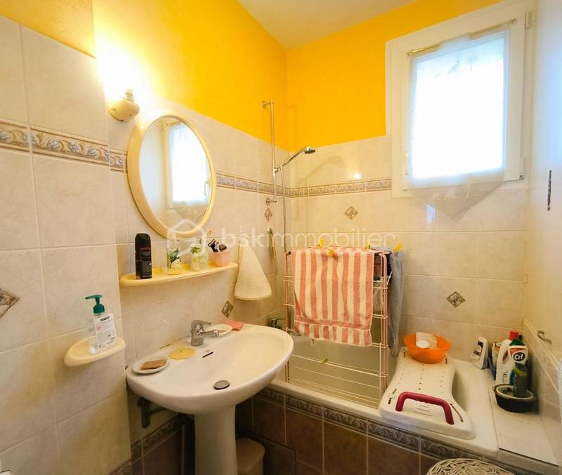 Maison de ville - 82 m² - 5 pièces