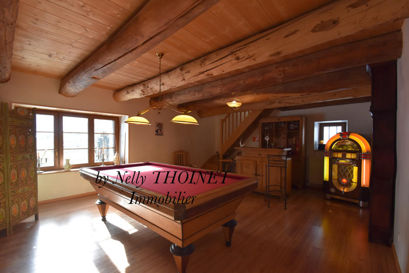 Maison - 257 m² - 11 pièces