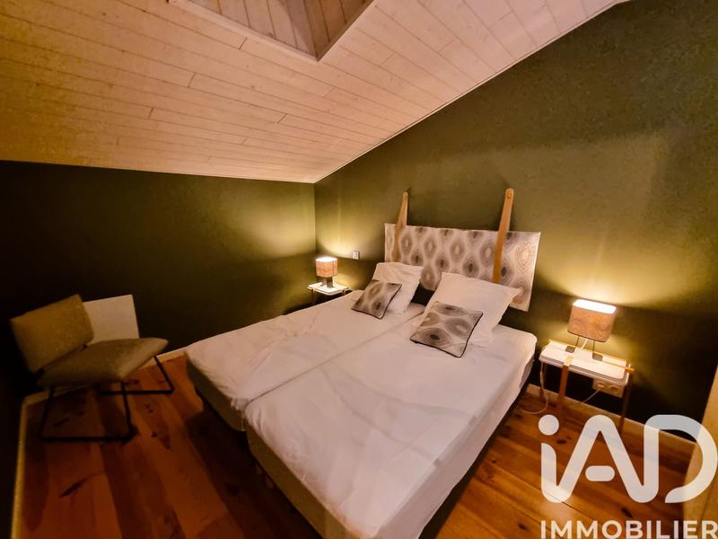 Maison - 231 m² - 13 pièces